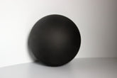 Glazen mat zwarte bol met diameter 100 mm.