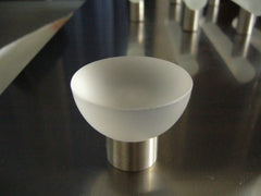 Mat glazen halfronde handvat