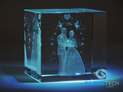 3D bruiloftsgasten in glazen kubus 60 mm